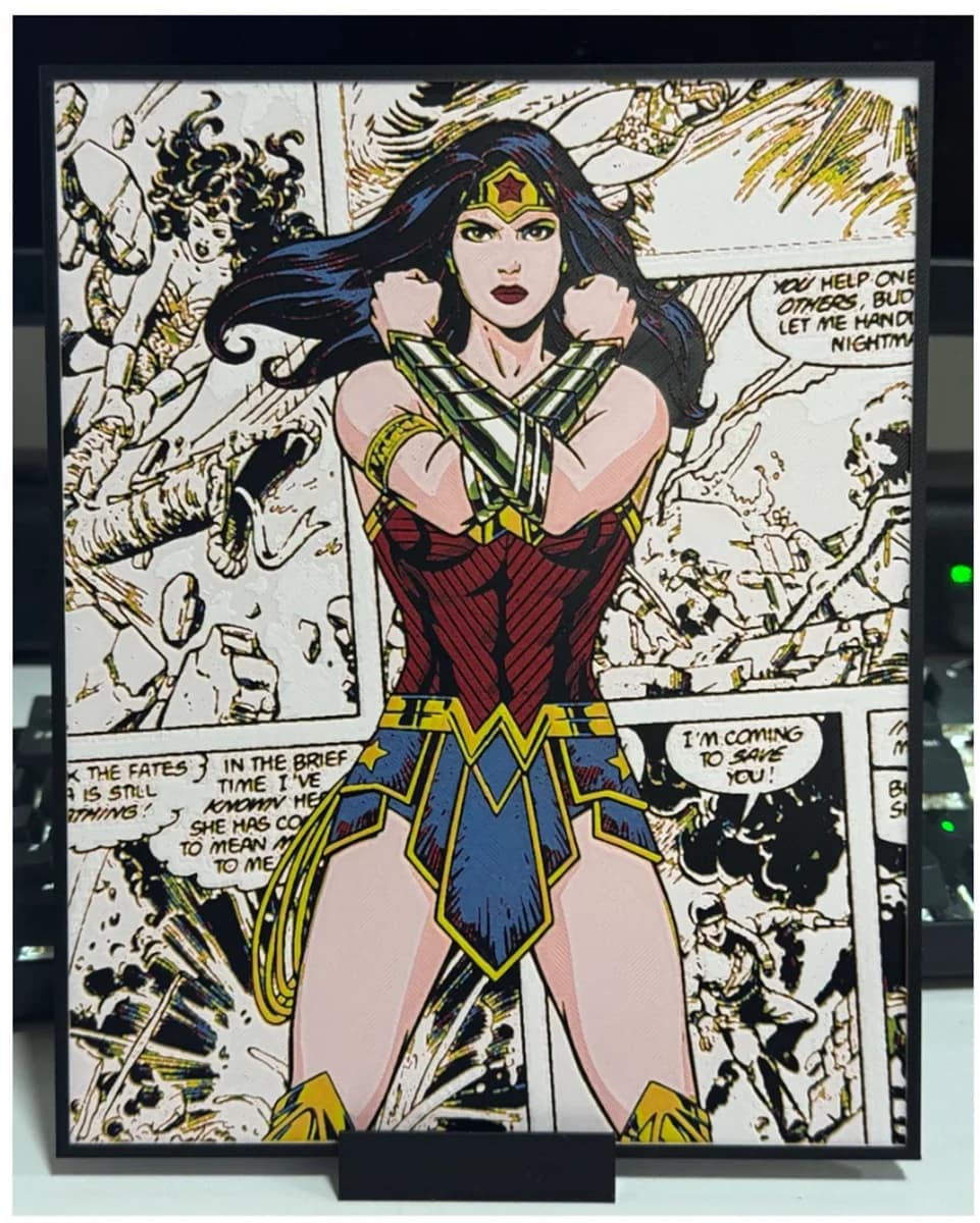 Wonder WOman by Strata Prints HueForge model: Wonder WOman by Strata Prints