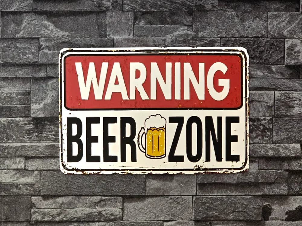 Hueforge WARNING BEER ZONE 4 colors by StefBull85 HueForge model: Hueforge WARNING BEER ZONE 4 colors by StefBull85