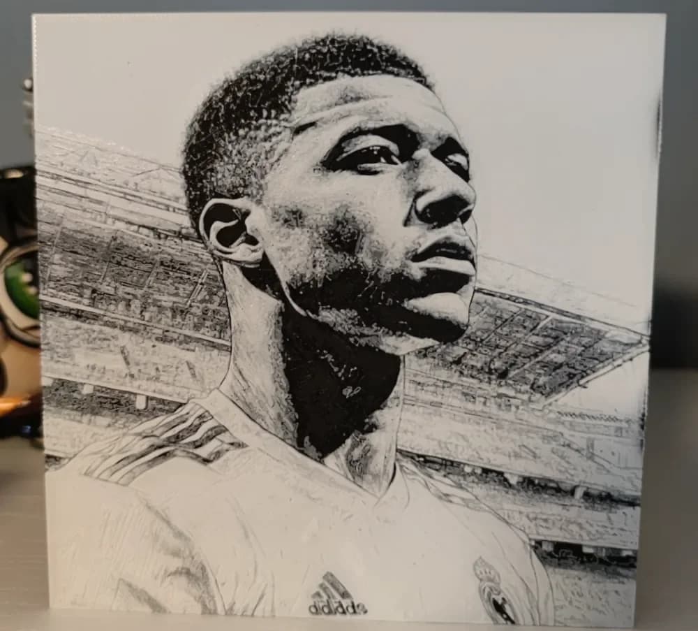 Hueforge Mbappe by Litolunar HueForge model: Hueforge Mbappe by Litolunar