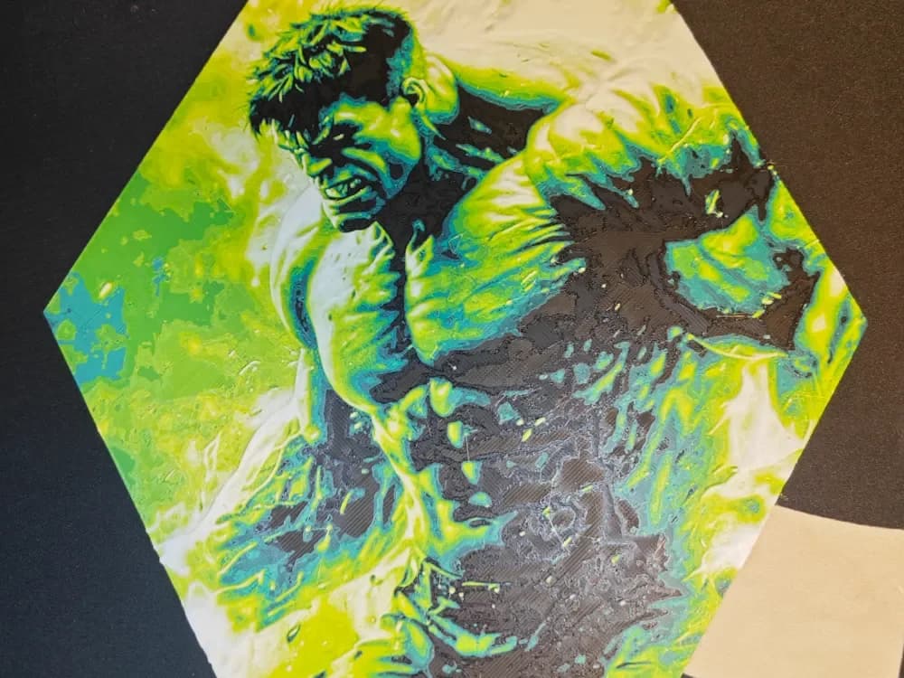 Hueforge Hulk honeycomb mode by JGz3DMaker HueForge model: Hueforge Hulk honeycomb mode by JGz3DMaker