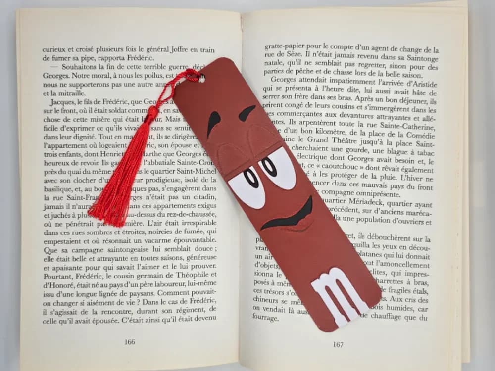 Bookmark M&M's Rouge by Kactus Fpv HueForge model: Bookmark M&M's Rouge by Kactus Fpv