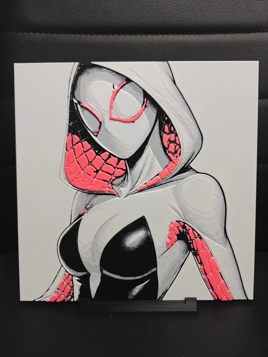 Spider Gwen by TheHueforgeLady HueForge model: Spider Gwen by TheHueforgeLady