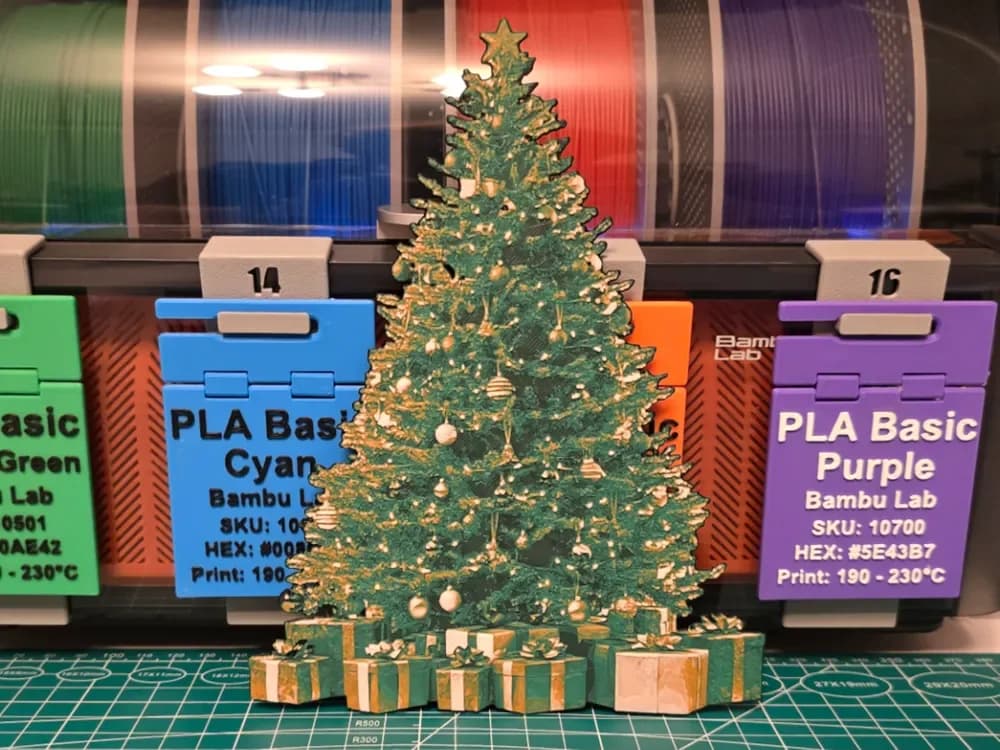 Christmas Tree - Hueforge Art by Lumpy3D HueForge model: Christmas Tree - Hueforge Art by Lumpy3D
