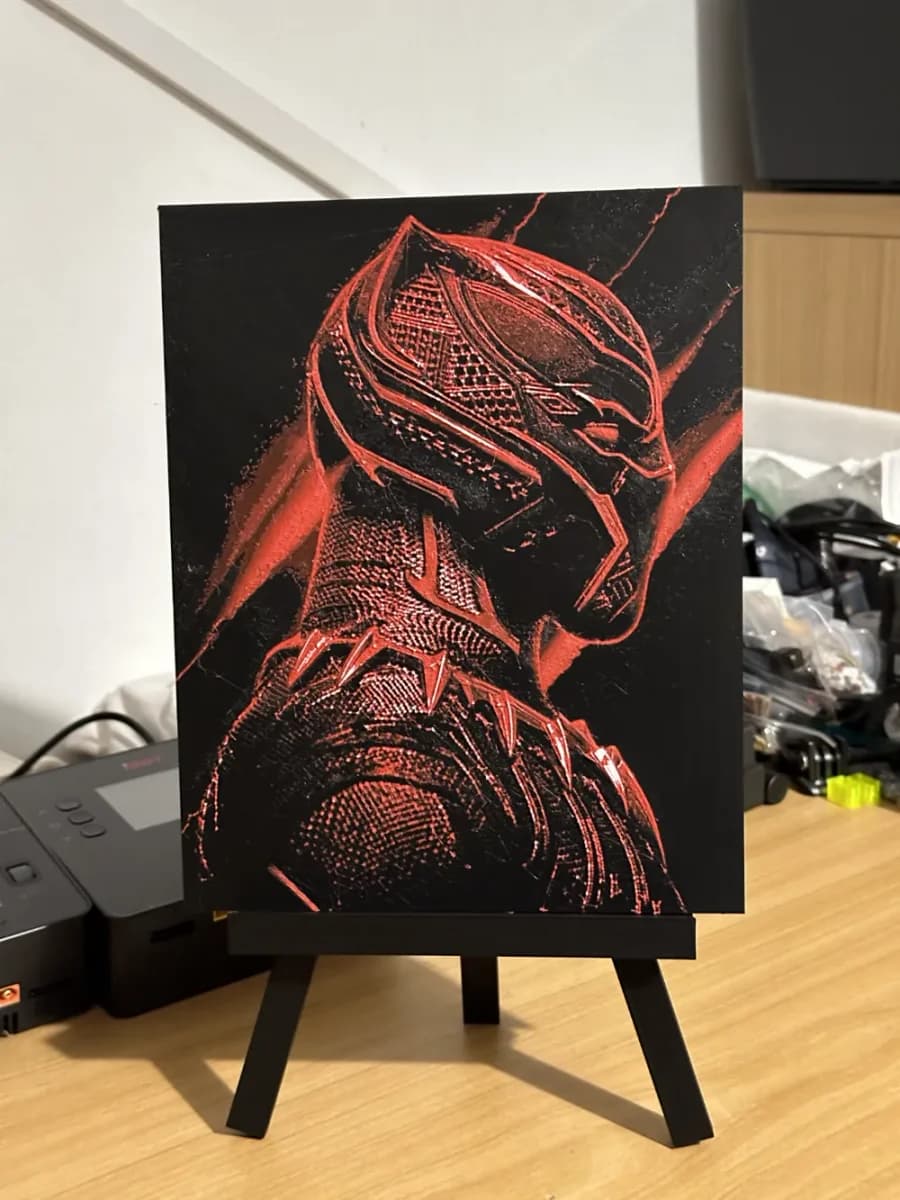 Black Panther HueForge Marvel by enricoRE HueForge model: Black Panther HueForge Marvel by enricoRE