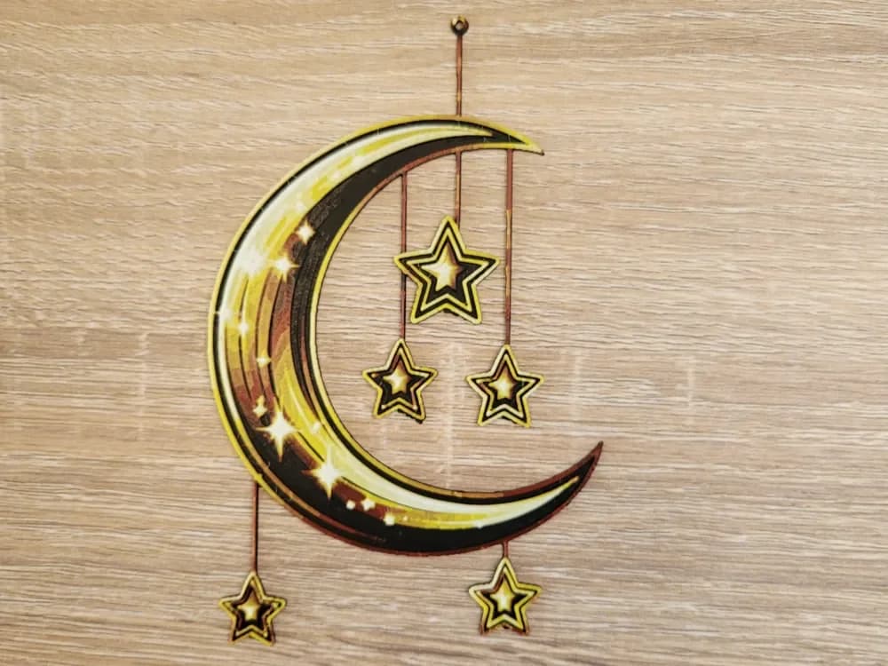 Moon with Star Decoration - Hueforge by Vincent111 HueForge model: Moon with Star Decoration - Hueforge by Vincent111