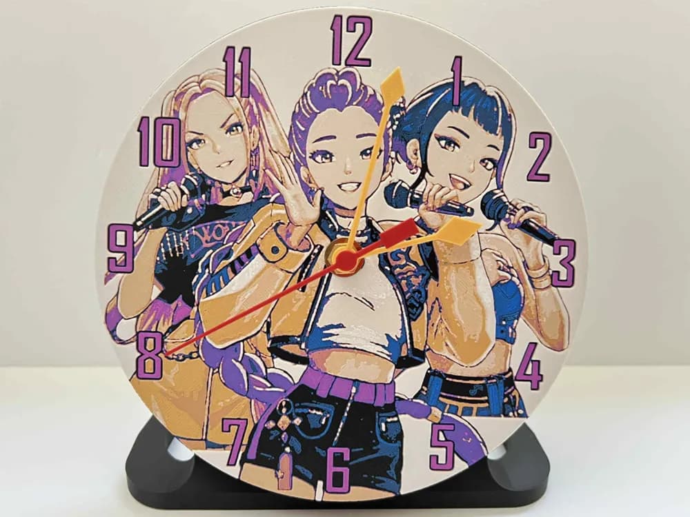 HueForge model: Kpop Demon Hunters - Huntr/X Clock Customizable by 3djd