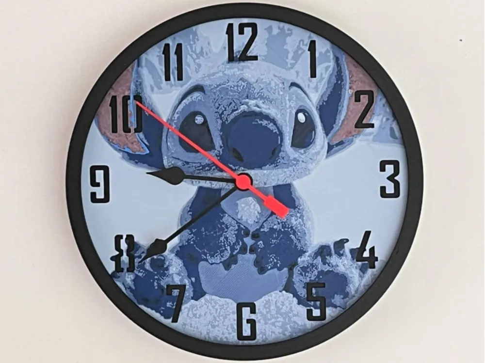 HueForge model: Customizable Clock - Stitch Snow, Lilo & Stitch by 3djd