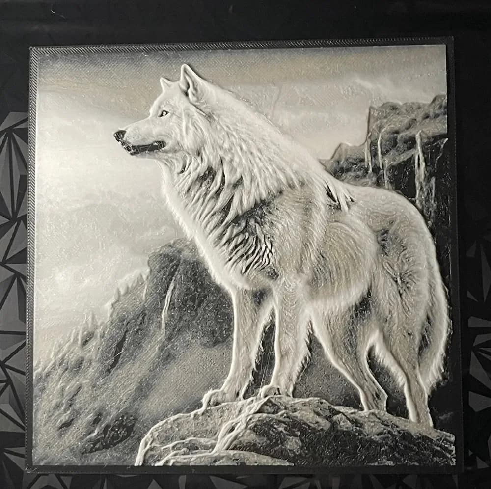 HueForge model: White Wolf - Hueforge Print by cyanidesugar