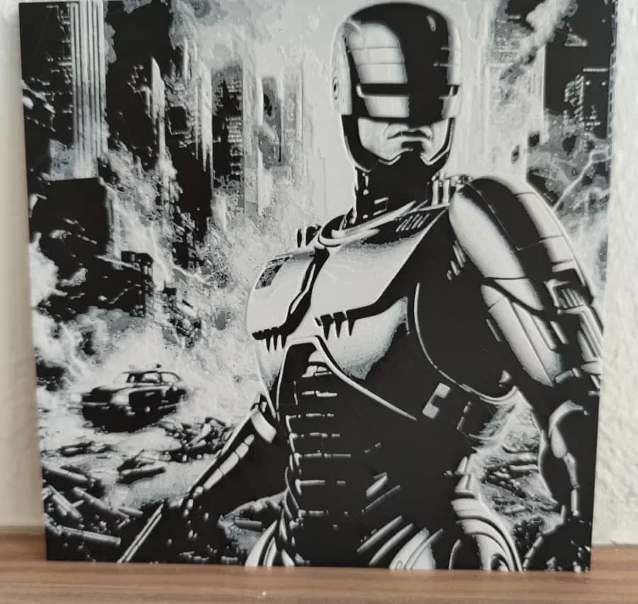 Hueforge Robocop by Litolunar HueForge model: Hueforge Robocop by Litolunar