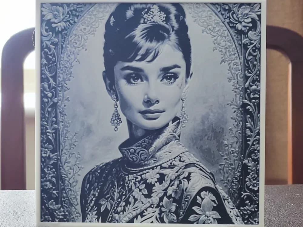 HueForge model: Audrey Hepburn - HueForge 3 Color by BoDad