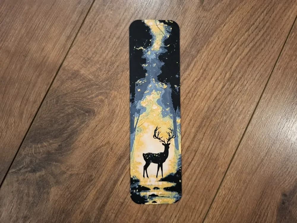 Golden deer in forste bookmark - hueforge by EternalDesigns3D HueForge model: Golden deer in forste bookmark - hueforge by EternalDesigns3D