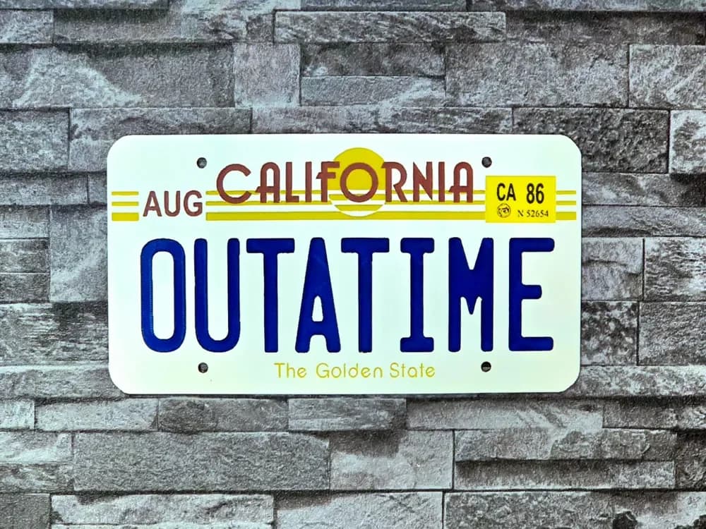 Hueforge OUTATIME Back To The Future by StefBull85 HueForge model: Hueforge OUTATIME Back To The Future by StefBull85