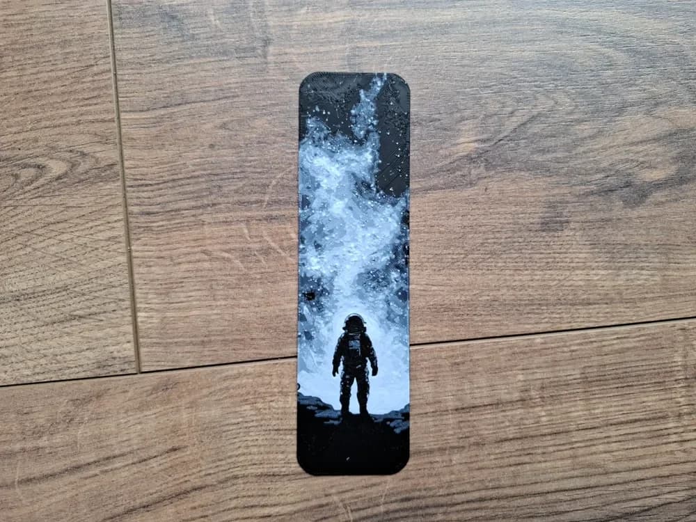 Spaceman / Astronaut 1 bookmark - hueforge by EternalDesigns3D HueForge model: Spaceman / Astronaut 1 bookmark - hueforge by EternalDesigns3D