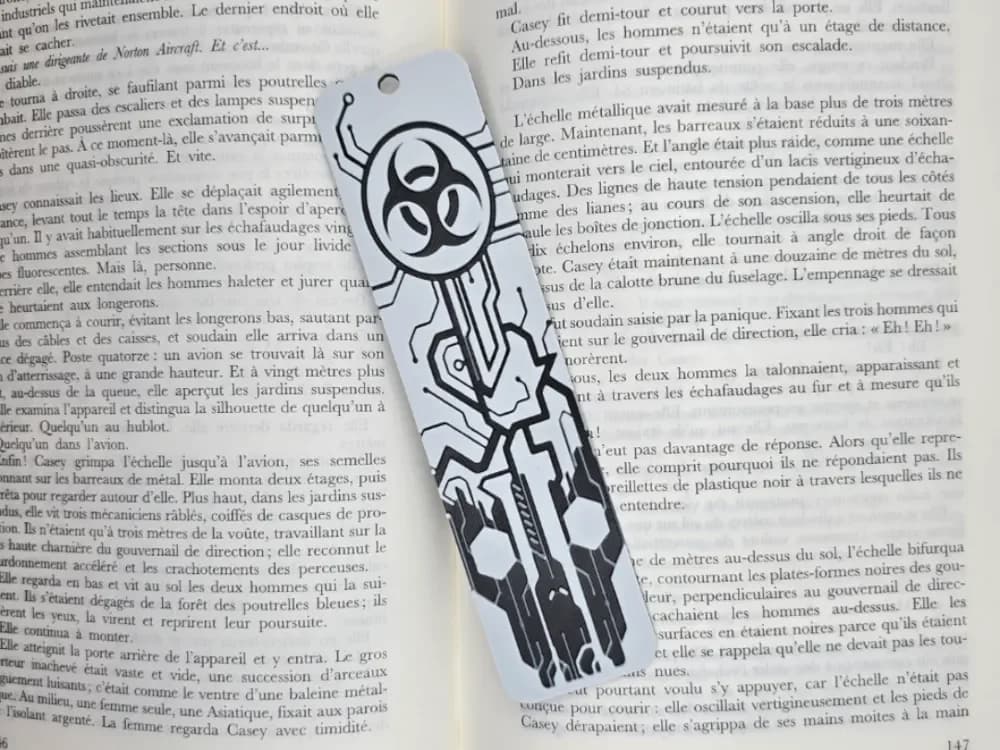 bookmark Skull Biohazard by Kactus Fpv HueForge model: bookmark Skull Biohazard by Kactus Fpv