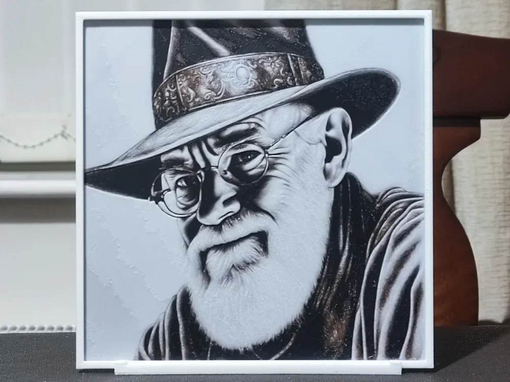 HueForge model: Sir Terry Pratchett - HueForge 3 Color by BoDad