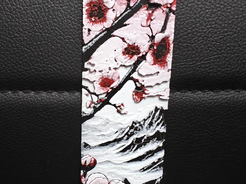 Sakura Flower Bookmark by TheHueforgeLady HueForge model: Sakura Flower Bookmark by TheHueforgeLady