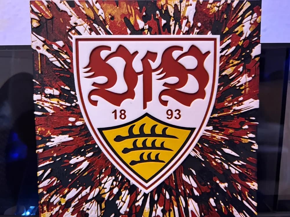 VfB Stuttgart Logo "Space" Hueforge by Reeftank&more HueForge model: VfB Stuttgart Logo "Space" Hueforge by Reeftank&more