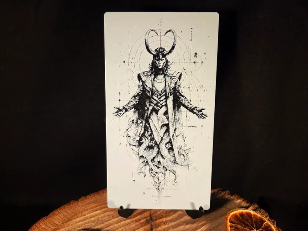 Loki - Marvel inspired - hueforge 110x200mm by EternalDesigns3D HueForge model: Loki - Marvel inspired - hueforge 110x200mm by EternalDesigns3D