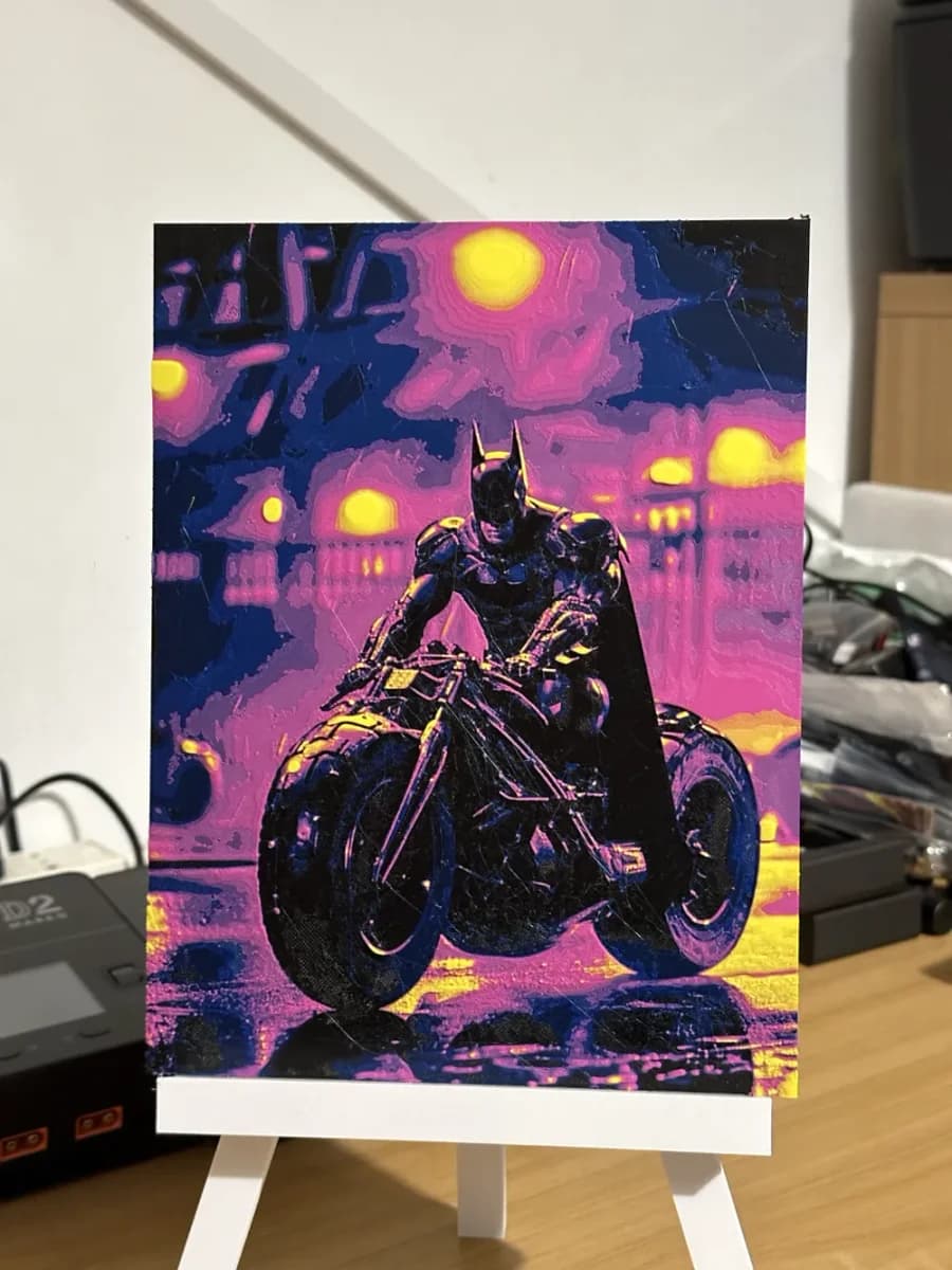 Batman HueForge AMS by enricoRE HueForge model: Batman HueForge AMS by enricoRE