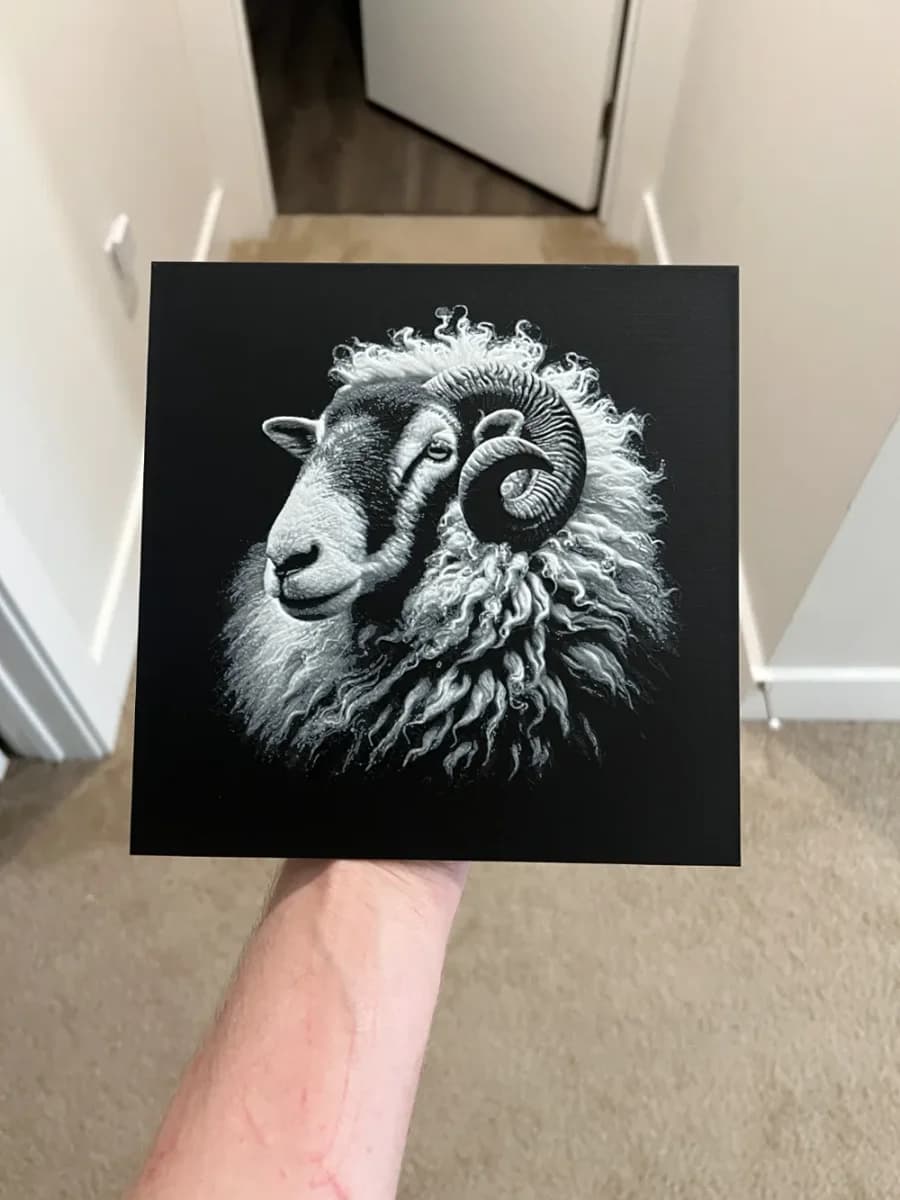 Sheep Art Hueforge by RP47 Designs HueForge model: Sheep Art Hueforge by RP47 Designs