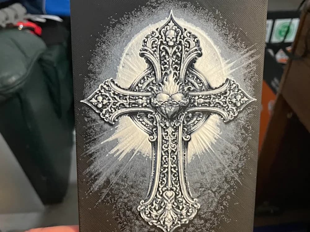 Cross with Skulls Hueforge by Advancedtechworldwide HueForge model: Cross with Skulls Hueforge by Advancedtechworldwide