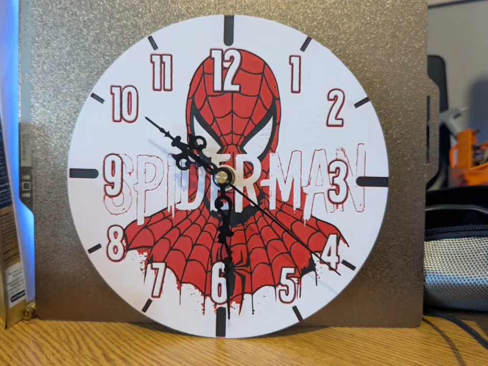 spiderman clock by 3dGlow HueForge model: spiderman clock by 3dGlow
