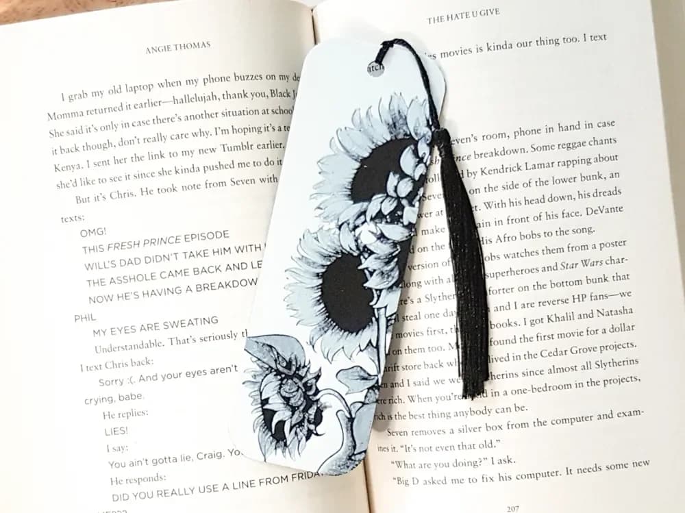 NO AMS NEEDED. Bookmark, Sunflowers. HueForge by Dame Jo HueForge model: NO AMS NEEDED. Bookmark, Sunflowers. HueForge by Dame Jo