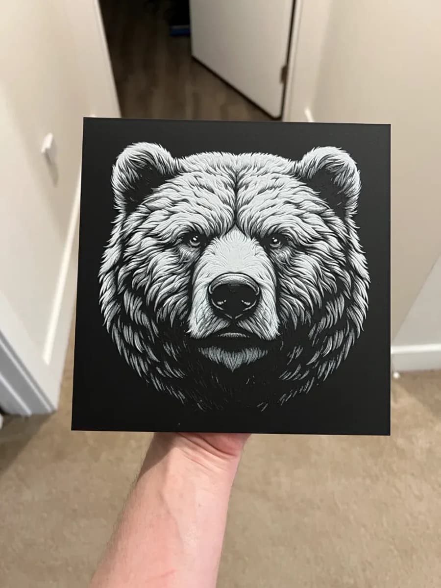 Grayscale Bear Face Art by RP47 Designs HueForge model: Grayscale Bear Face Art by RP47 Designs