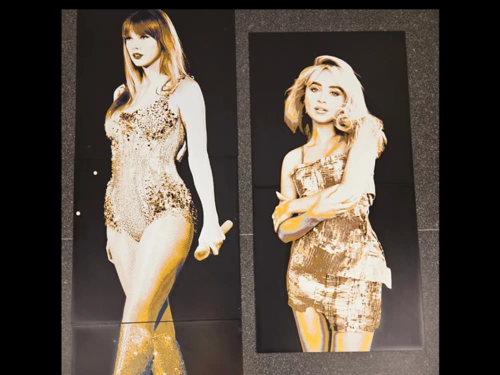 HueForge model: Sabrina Carpenter dual panel hueforge by BusyKikiBee