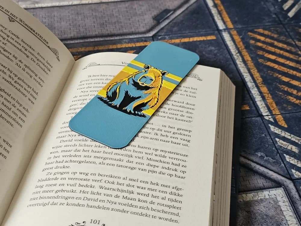 A Beautiful Bookmark, 1 of 3 Capybara colorfull by BLUSH Designs HueForge model: A Beautiful Bookmark, 1 of 3 Capybara colorfull by BLUSH Designs