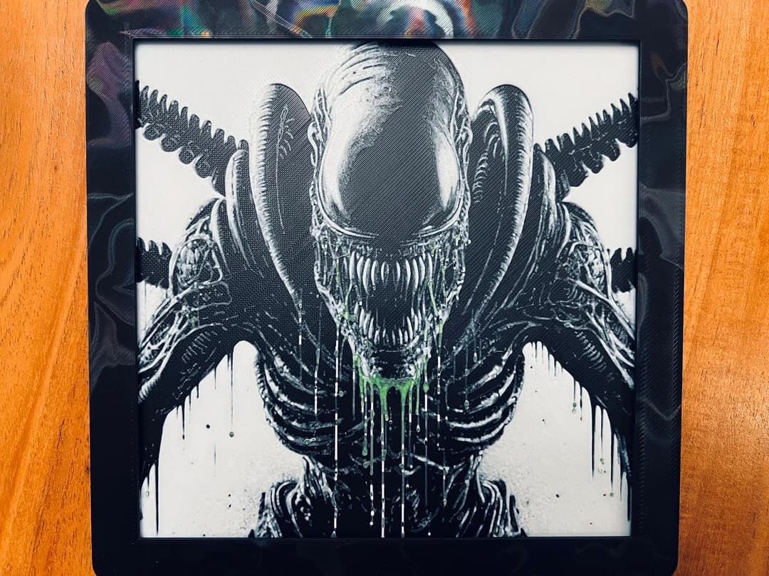 Xenomorph 2.0 by JustBe 3D Printing HueForge model: Xenomorph 2.0 by JustBe 3D Printing