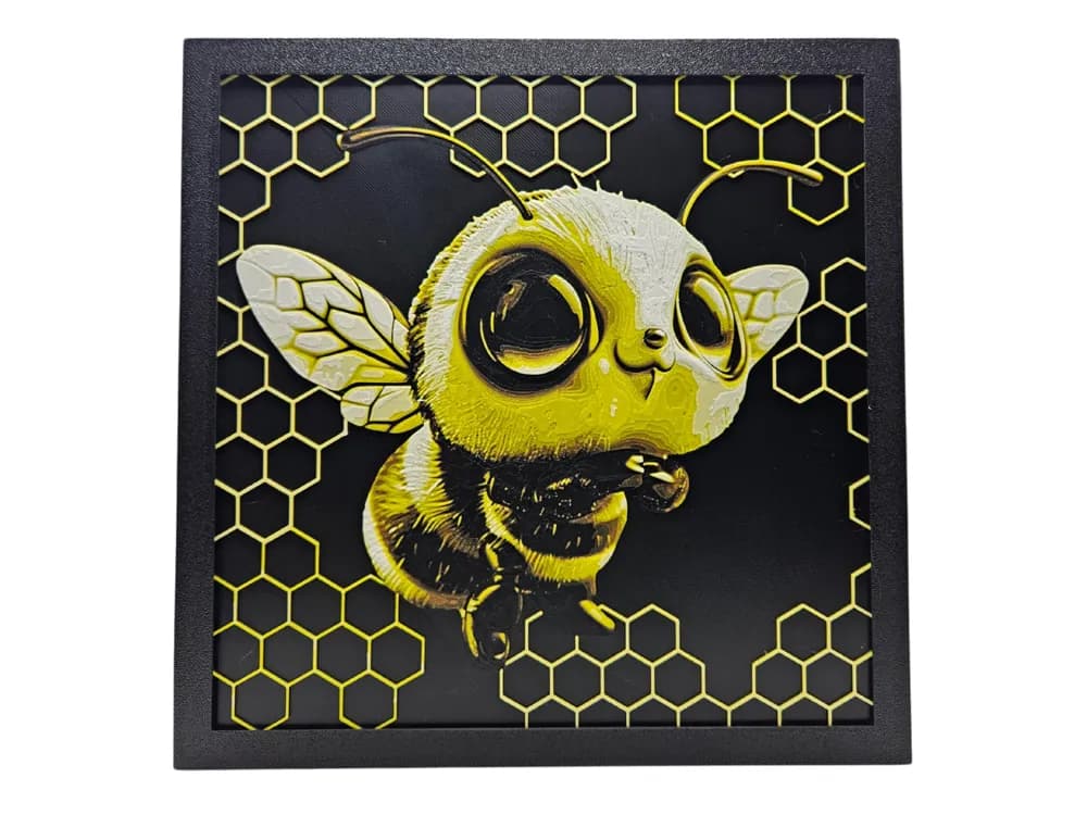 HueForge model: Itty Bitty Bee by BusyKikiBee