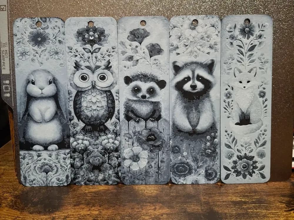 Set of 5 floral animal bookmarks - 2 colours by 3dGlow HueForge model: Set of 5 floral animal bookmarks - 2 colours by 3dGlow