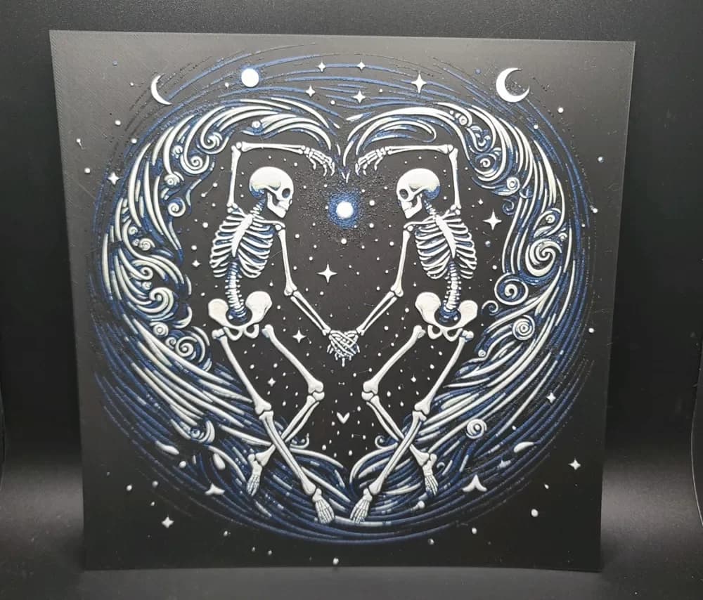 HueForge model: Skeleton Lovers 2 Hueforge by the_bearded_jedi