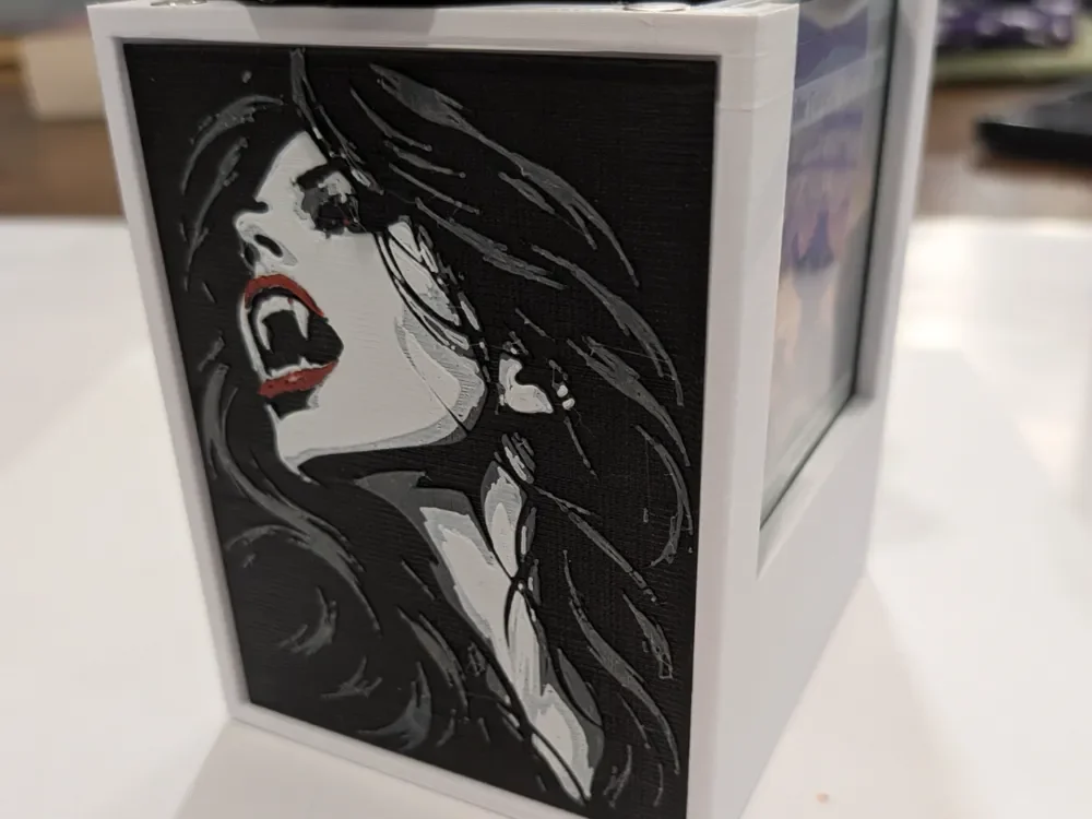 Vampire Tribal Inlay by CommandersVault HueForge model: Vampire Tribal Inlay by CommandersVault