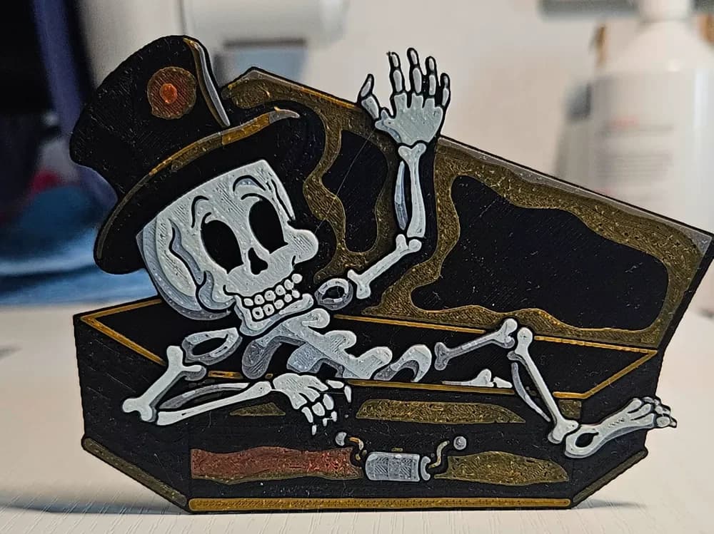 Halloween Skeleton in coffin by Mano's 3d_Art HueForge model: Halloween Skeleton in coffin by Mano's 3d_Art