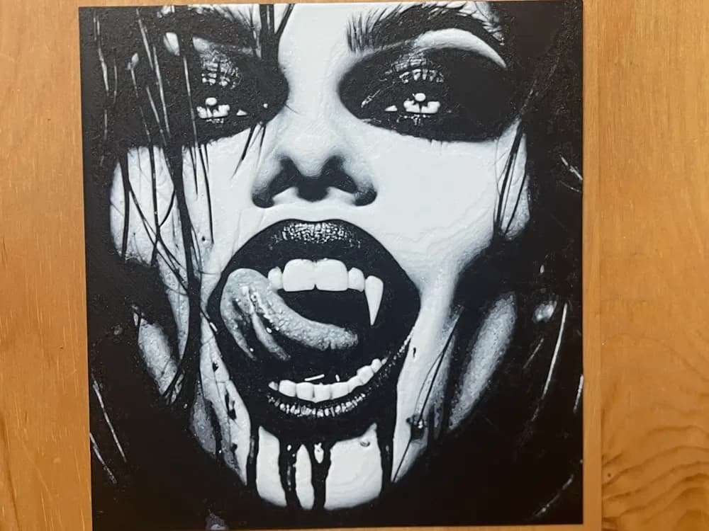 Women Hueforge by Morganja HueForge model: Women Hueforge by Morganja