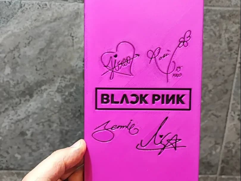 Black Pink signatures by Garuda3D HueForge model: Black Pink signatures by Garuda3D