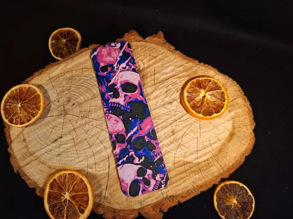 Magenta skull bookmark Magenta skull bookmark