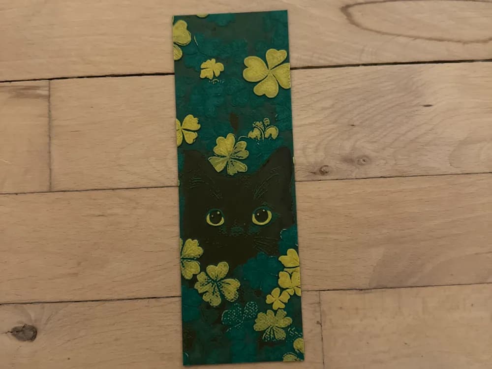 Green cat bookmark by Copenhagen Crafter HueForge model: Green cat bookmark by Copenhagen Crafter