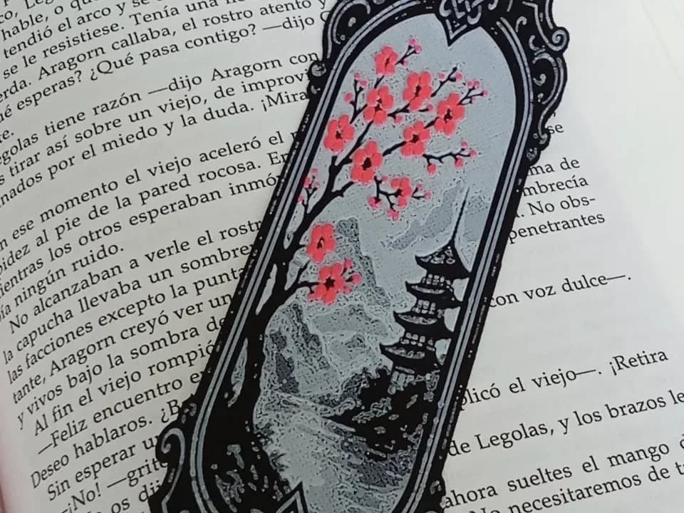 Bookmark Sakura & Pagoda by FYTY112 HueForge model: Bookmark Sakura & Pagoda by FYTY112