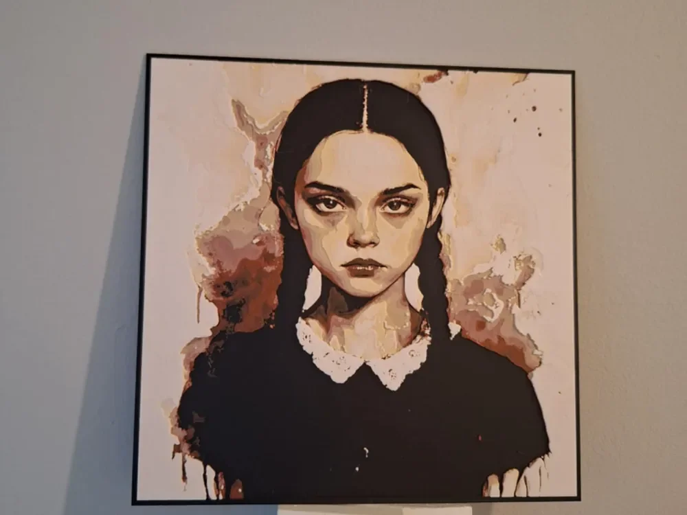 Wednesday - hueforge 20cm x 20cm 4 colours by 3dGlow HueForge model: Wednesday - hueforge 20cm x 20cm 4 colours by 3dGlow