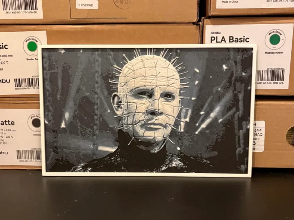 Hellraiser - Pinhead B&W Hueforge by Estiv HueForge model: Hellraiser - Pinhead B&W Hueforge by Estiv