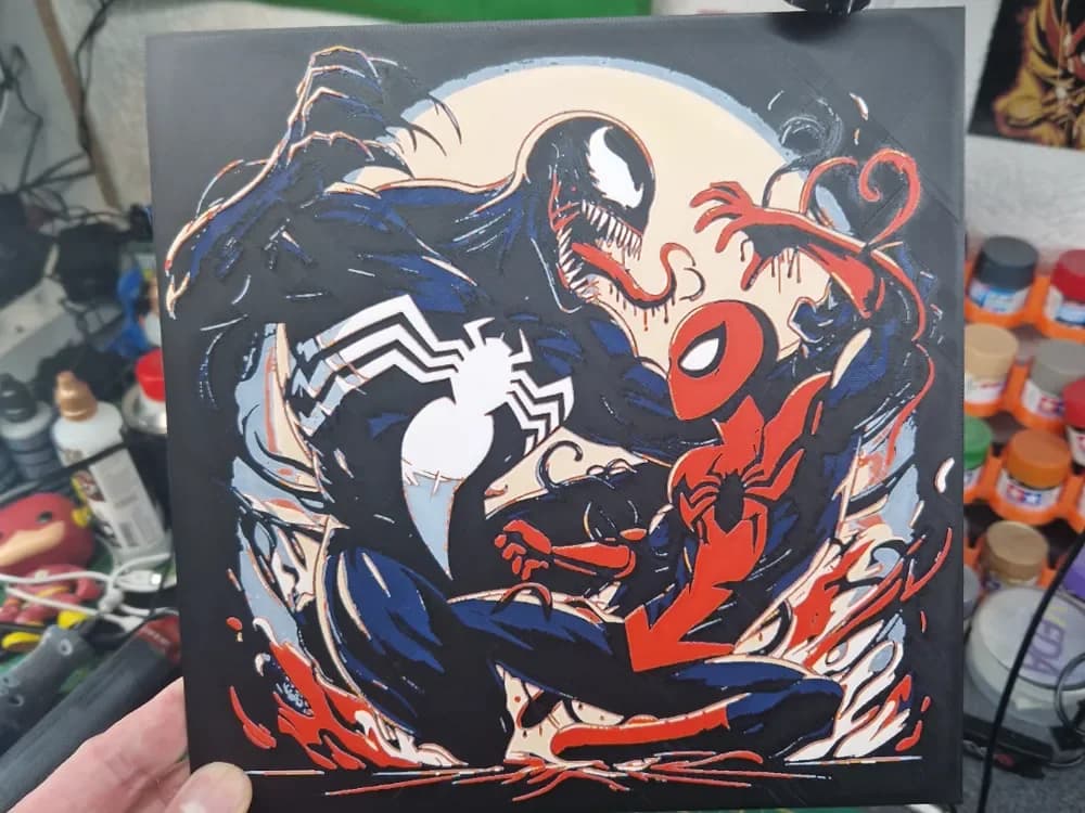 Venom Vs Spider-Man Hueforge by Dakiren HueForge model: Venom Vs Spider-Man Hueforge by Dakiren