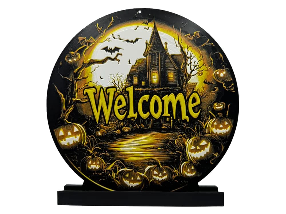 Halloween Welcome Sign - Hangs on your door by Canadian Gamer HueForge model: Halloween Welcome Sign - Hangs on your door by Canadian Gamer