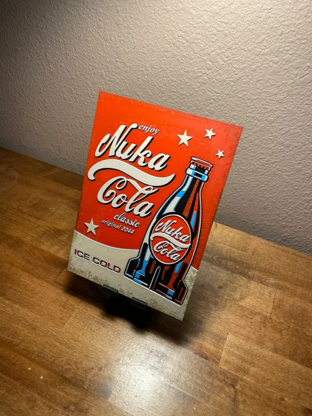 Hueforge - Fallout - Nuka Cola Poster by Cloudy Nostalgia HueForge model: Hueforge - Fallout - Nuka Cola Poster by Cloudy Nostalgia