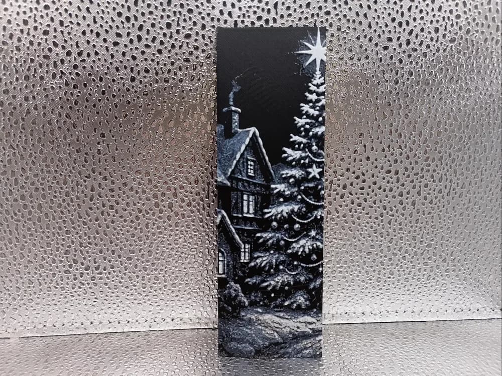 Christmas Town – Hueforge 3D-Printed Bookmark by Borishotch Industries HueForge model: Christmas Town – Hueforge 3D-Printed Bookmark by Borishotch Industries