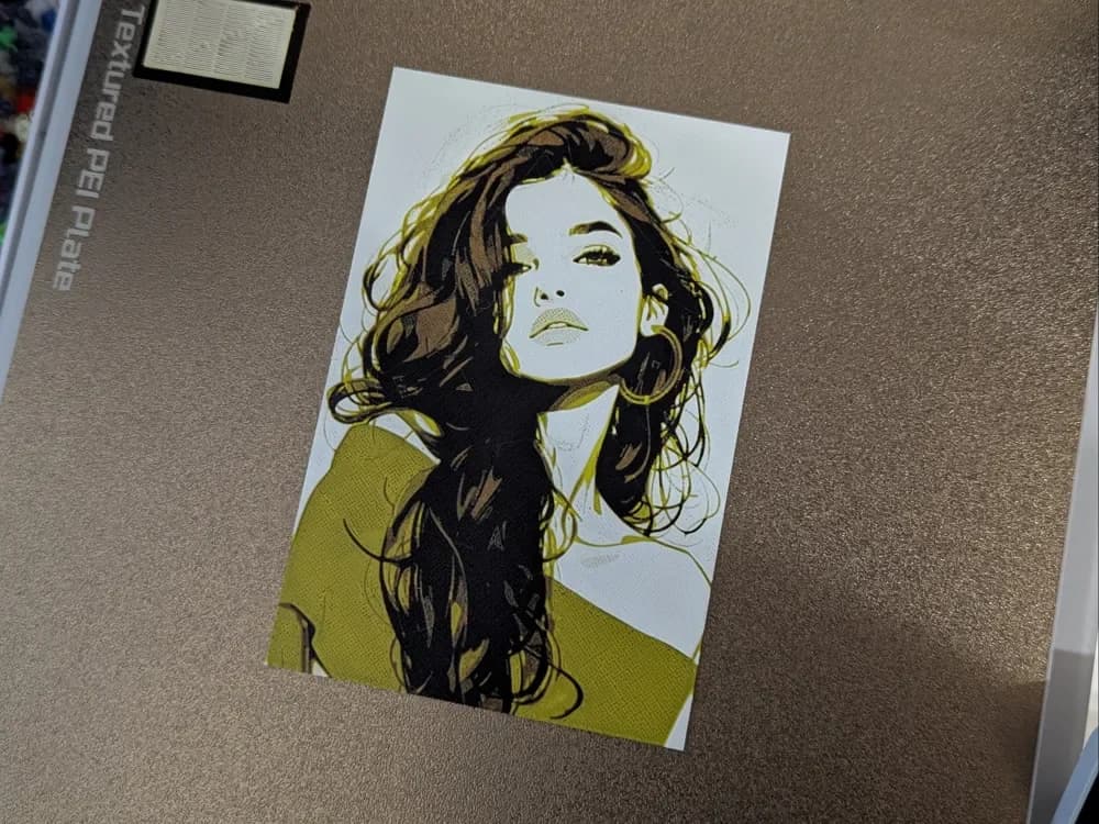 Beautiful Woman in Yellow - Hueforge by suaimondi HueForge model: Beautiful Woman in Yellow - Hueforge by suaimondi