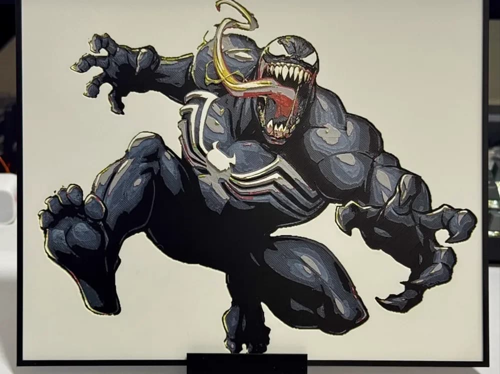 HueForge model: Venom Attack - Hueforge by Strata Prints