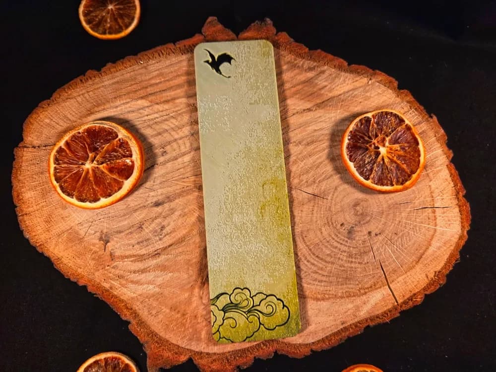 fourth wing dragon bookmark - hueforge by EternalDesigns3D HueForge model: fourth wing dragon bookmark - hueforge by EternalDesigns3D